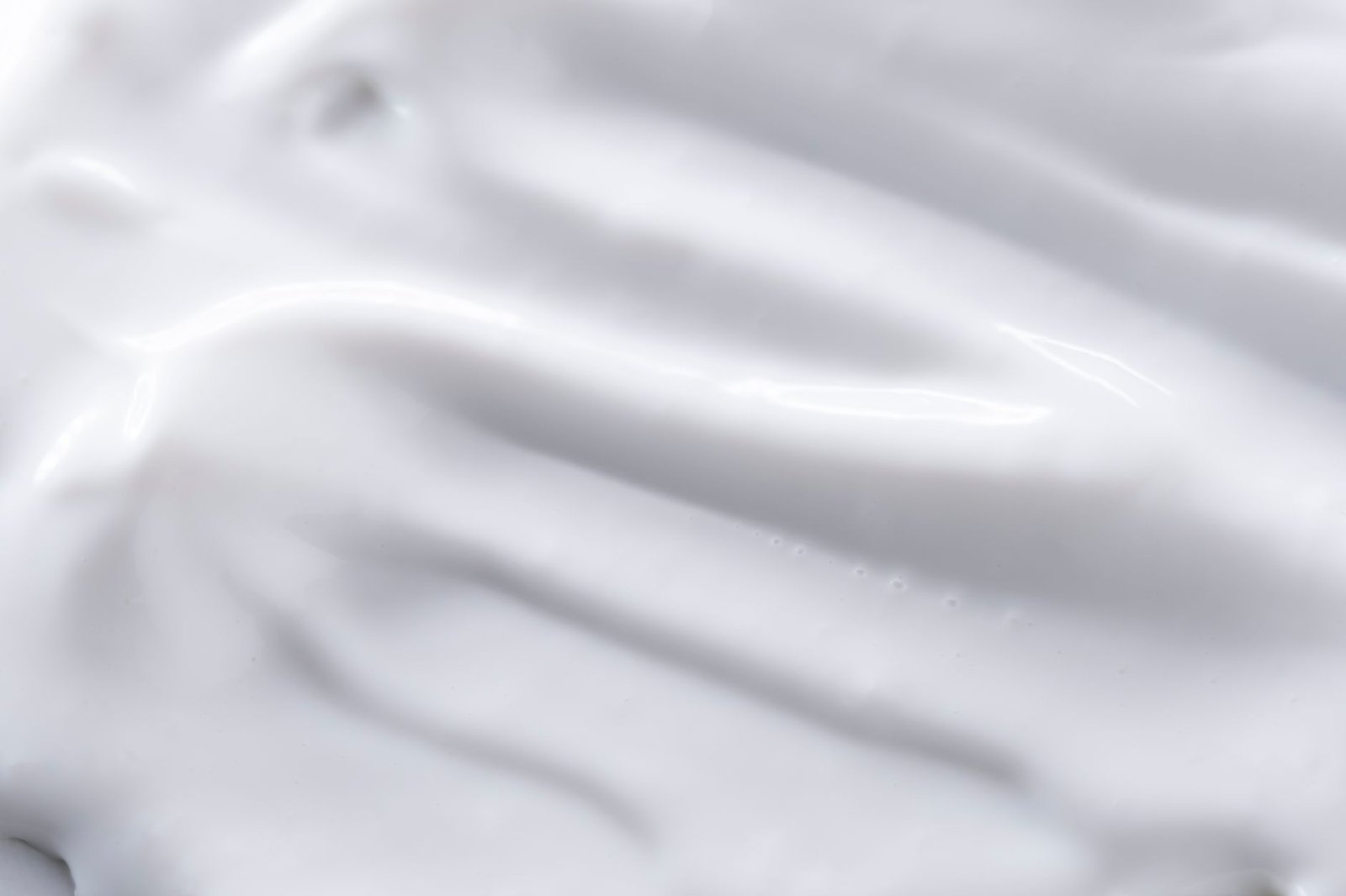 A solid moisturiser matters more than the retinol you pair it with