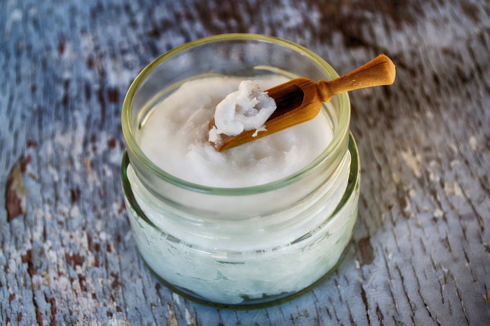The oil is what binds it and what stays on your skin afterwards