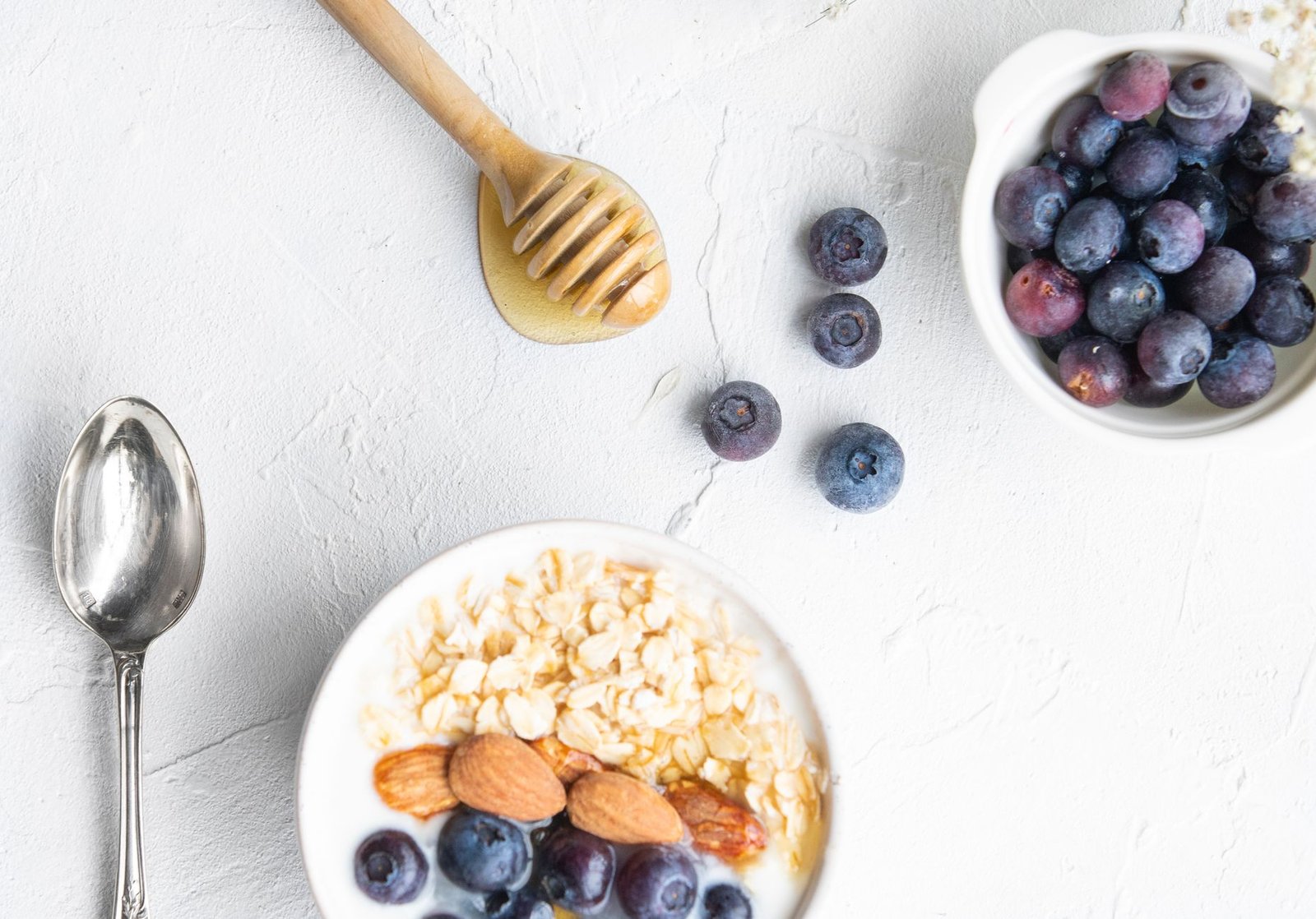Milk and honey, the oldest combination in body care